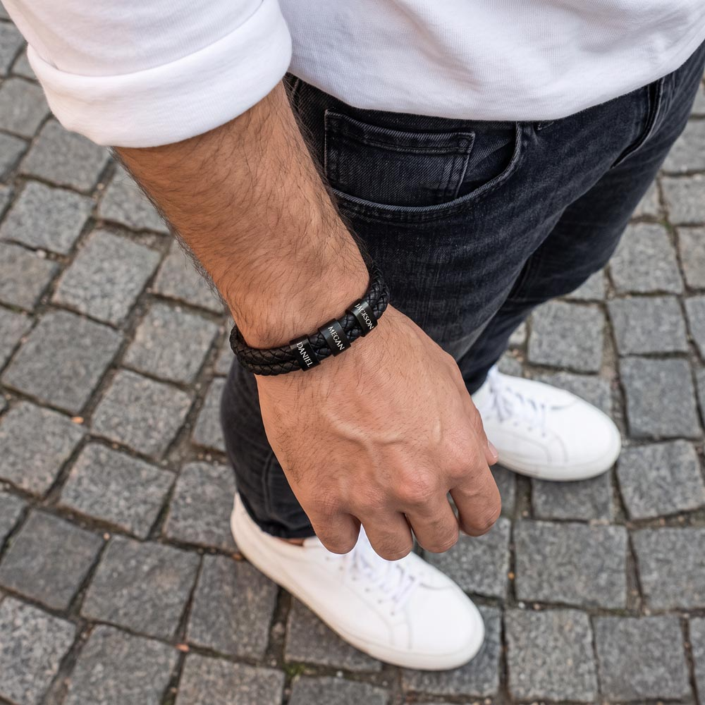 Men's Personalized Name Bracelet - (For MALE ROMANTIC)