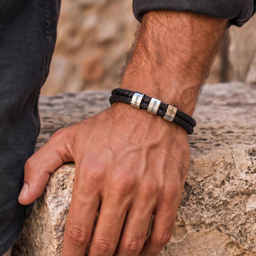 Men's Personalized Name Bracelet - (For MALE ROMANTIC)