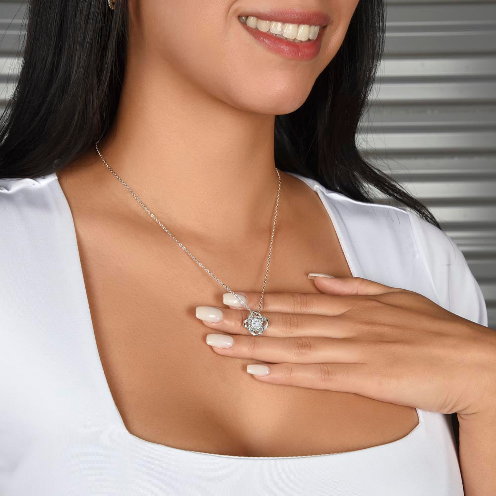 Love Knot Necklace (Girlfriend)